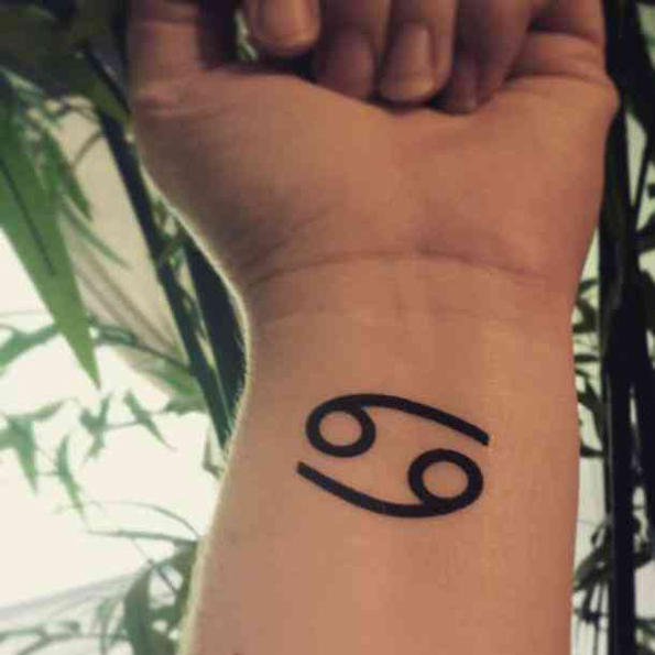 30 тетоважи што ќе им се допаднат на припадниците на знакот Рак