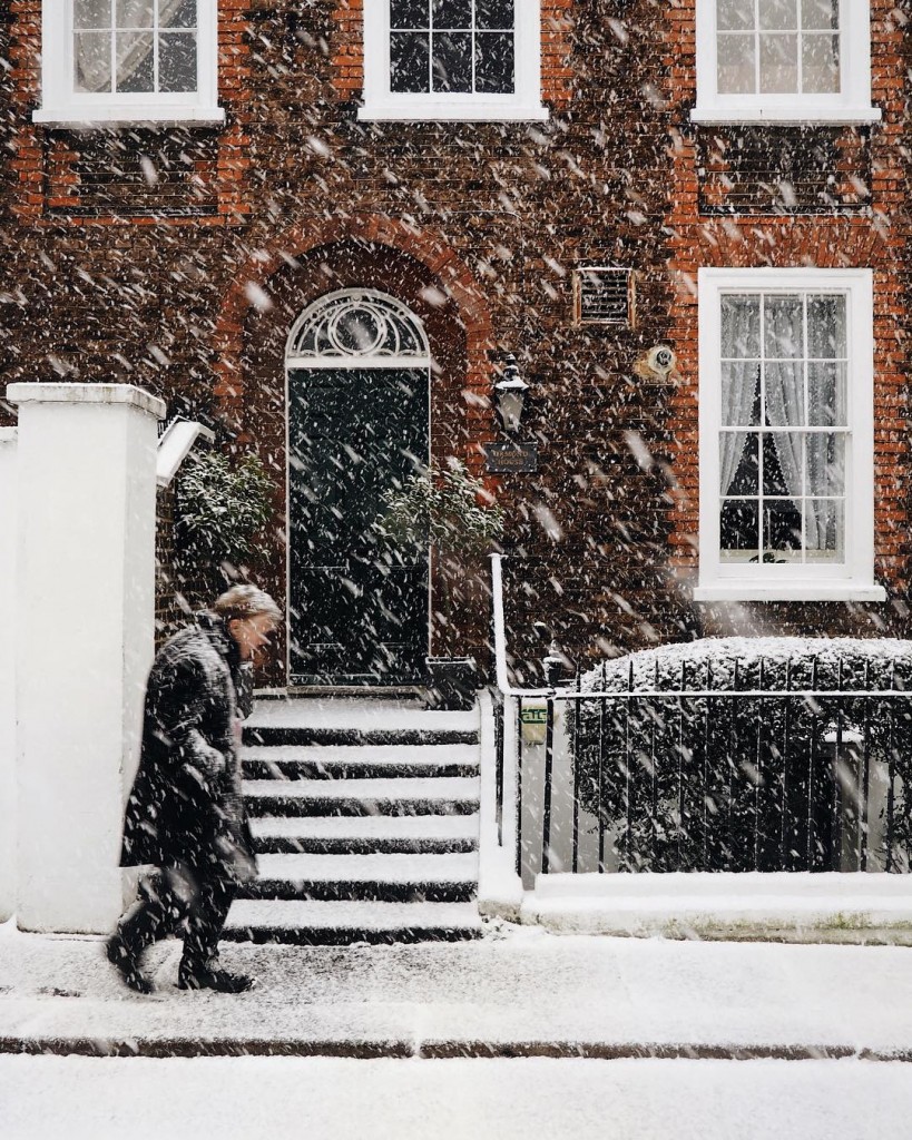 „Ѕверот од исток“ го претвори Лондон во зимска бајка