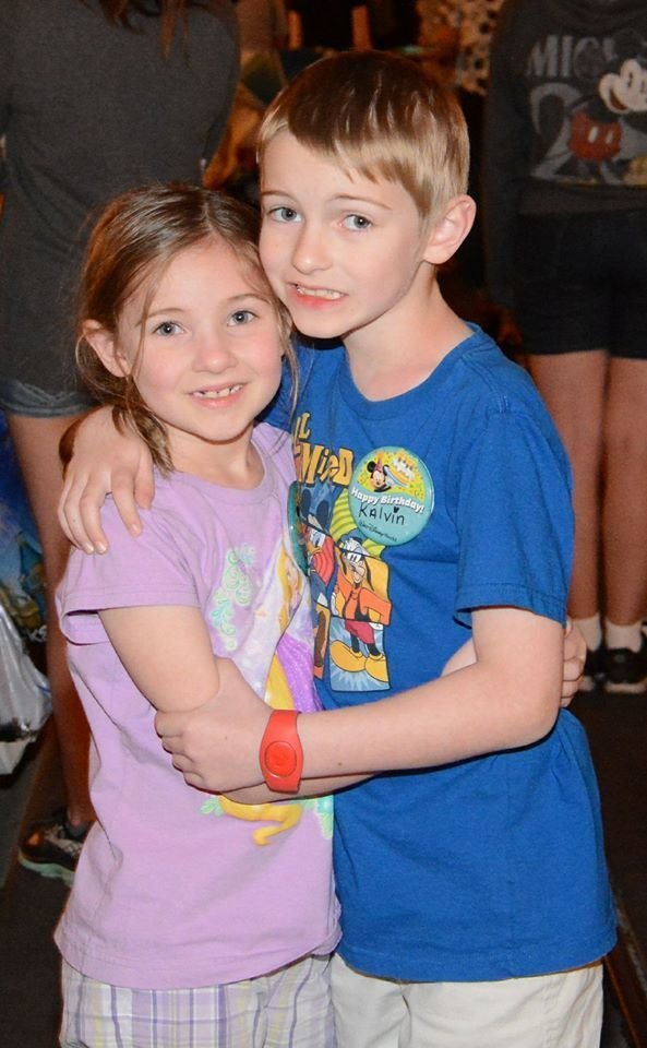 11 фотографии што покажуваат како изгледа аутизмот