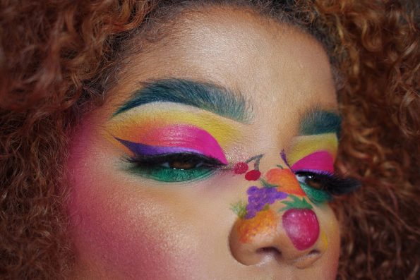 Уметност на носот: Следниот популарен тренд на Инстаграм