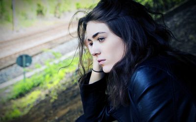 Сте чуле за черофобија, страв од среќа, смеа и шегување?