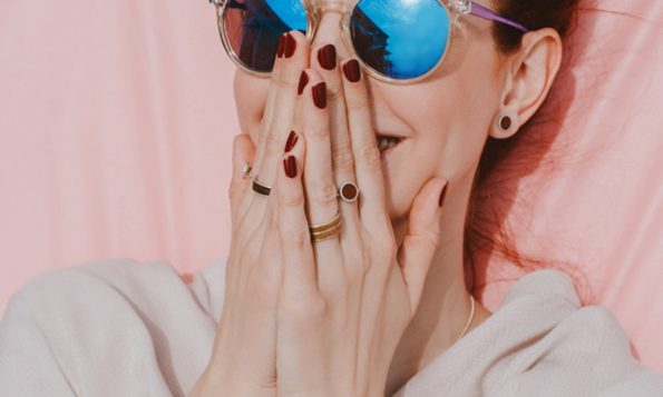 Како да се истакнете ако сте срамежливи?