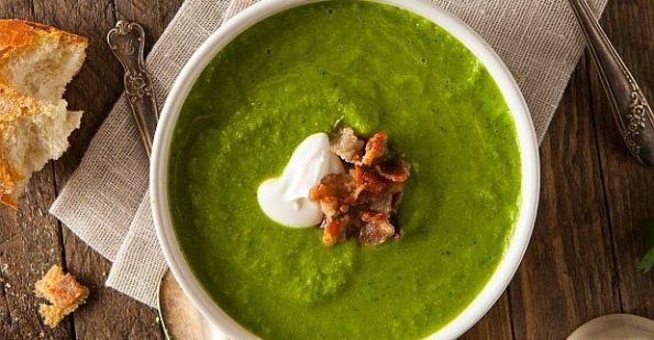 Вегетаријанска чорба од зелка, коприва и див лук