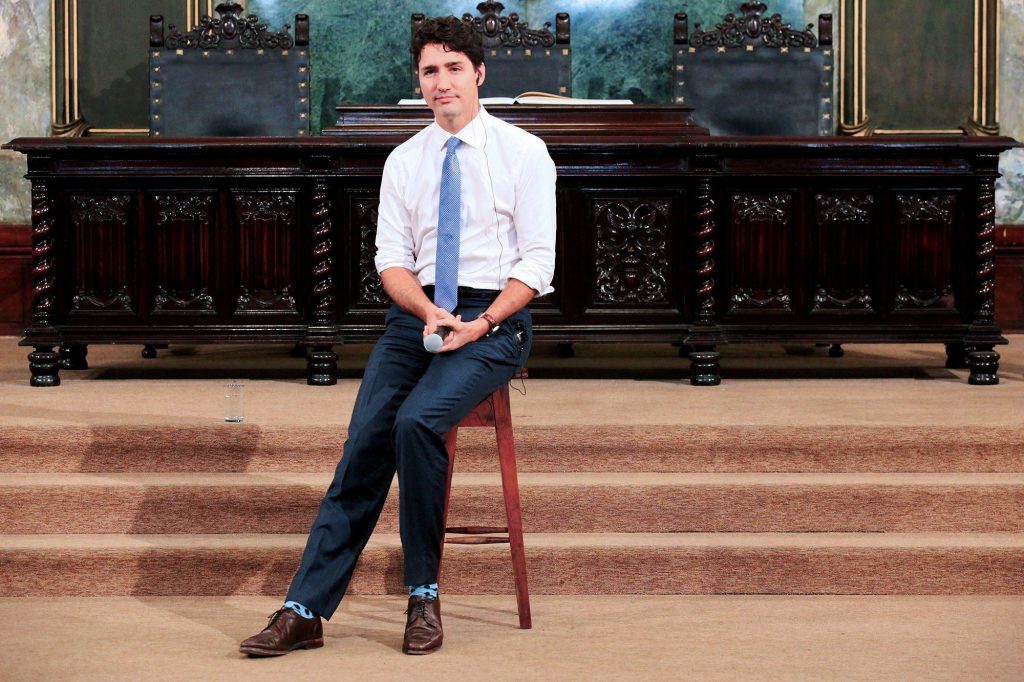 10 необични светски лидери кои ја кршат политичката монотонија