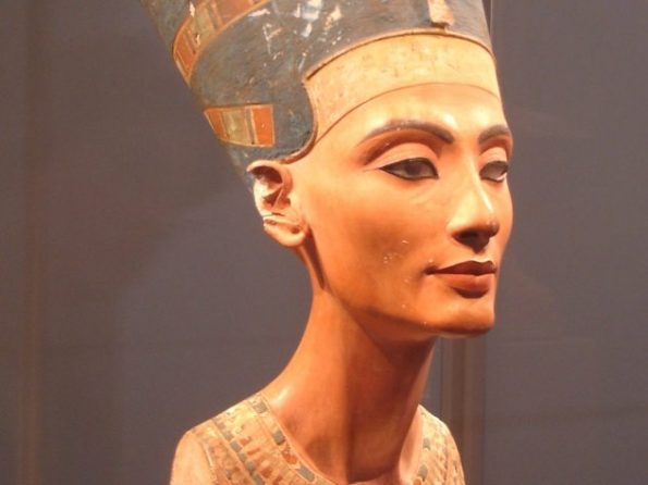 10 нерешени мистерии од древен Египет