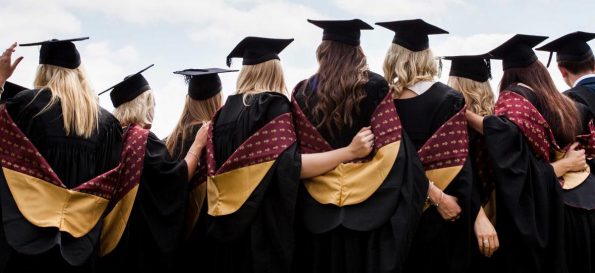 Совети кои некои девојки би сакале да ги знаат по завршувањето факултет