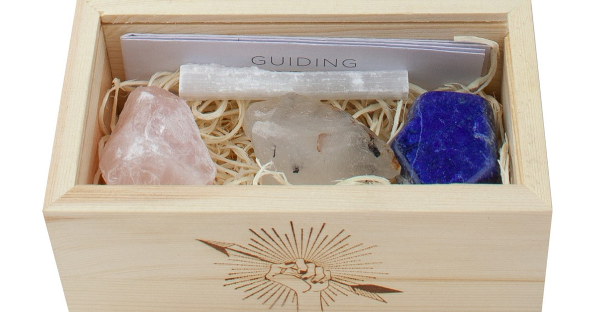 Овие 5 кутии со кристали го манифестираат токму она што ви е потребно вам и на вашиот хороскопски знак ова лето