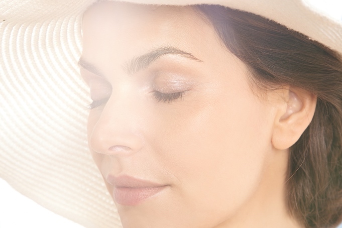 Најдобрата заштита од штетното дејството на УВ зраците?