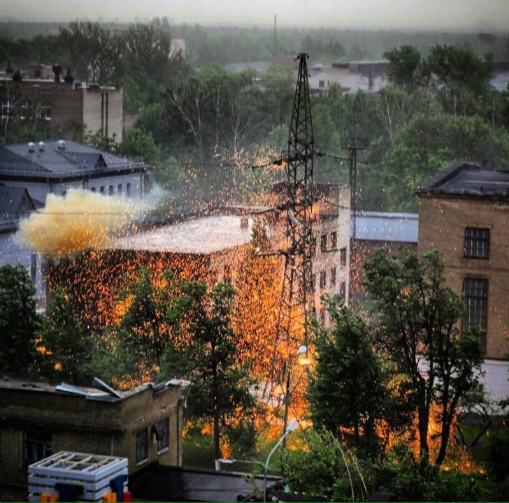 Фотографии што покажуваат колку сме беспомошни кога сме соочени со силата на природата