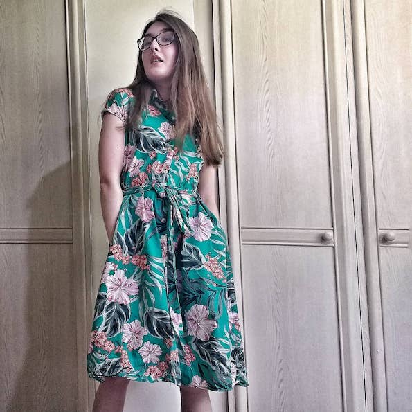 Тропски принт: Одлични начини да го носите во текот на најтоплите месеци од годината