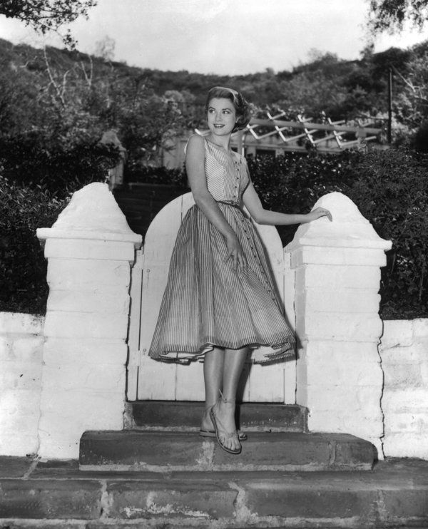 Летна винтиџ инспирација: Холивудски фустани од минатото