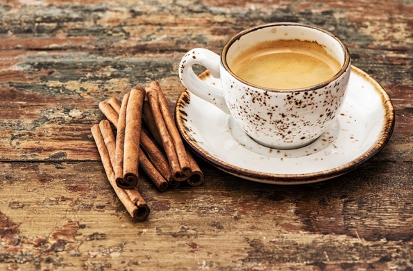 12 изненадувачки состојки коишто можете да ги додадете во вашето кафе за уникатно кофеинско доживување 