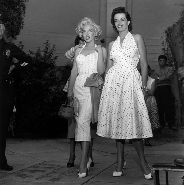 Летна винтиџ инспирација: Холивудски фустани од минатото