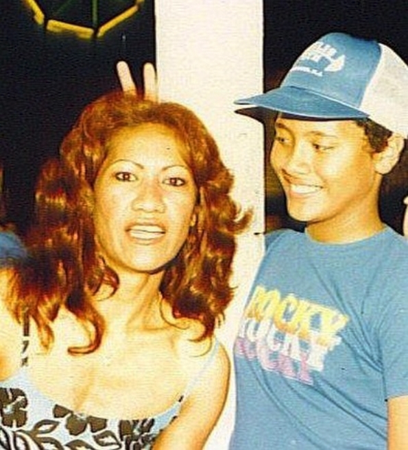 Можете ли да ја погодите познатата ѕвезда што се крие зад секоја од овие бебешки фотографии?