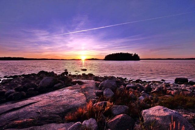 10 приватни острови што можете да ги изнајмите на Airbnb