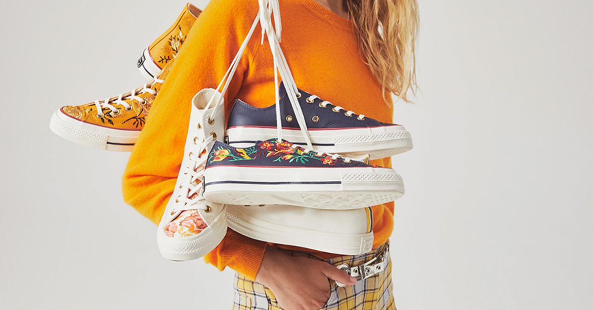 „Converse“ произведе нова линија патики со цветен дезен кој е совршен за летните денови