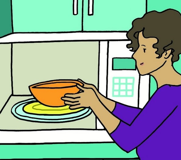 6 начини да ја исчистите микробрановата печка со продукти што ги имате дома