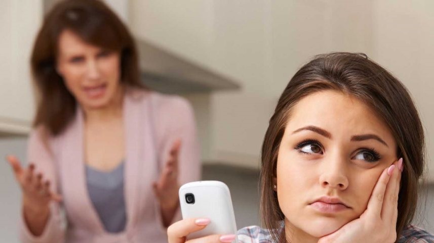 5 лажни верувања кои можеби ги имате ако сте израснати од тешки родители