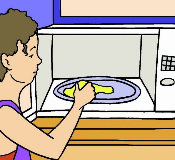 6 начини да ја исчистите микробрановата печка со продукти што ги имате дома