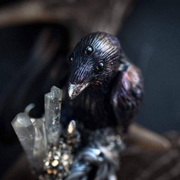 Неверојатен накит што крие мистерии од други светови