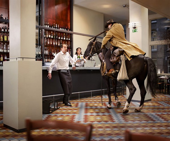 Смешно паметни фотографии од надградуваниот фотограф Артур Мебиус