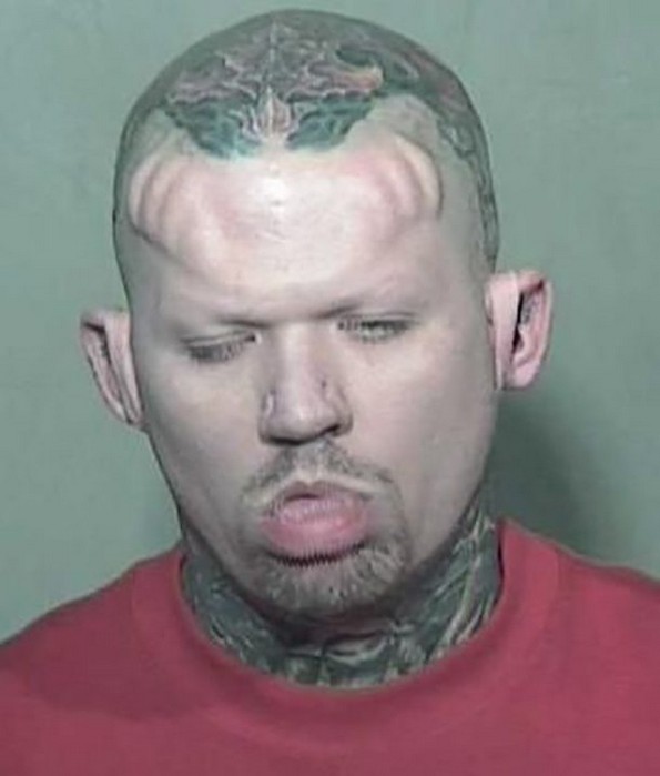 Најсмешните полициски фотографии на сите времиња