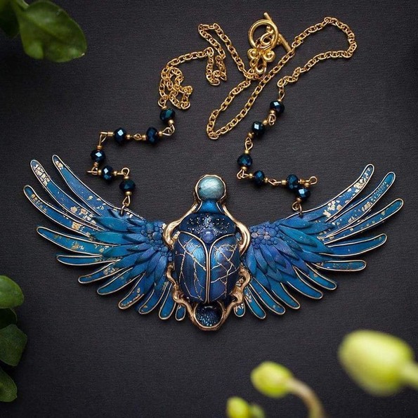 Неверојатен накит што крие мистерии од други светови