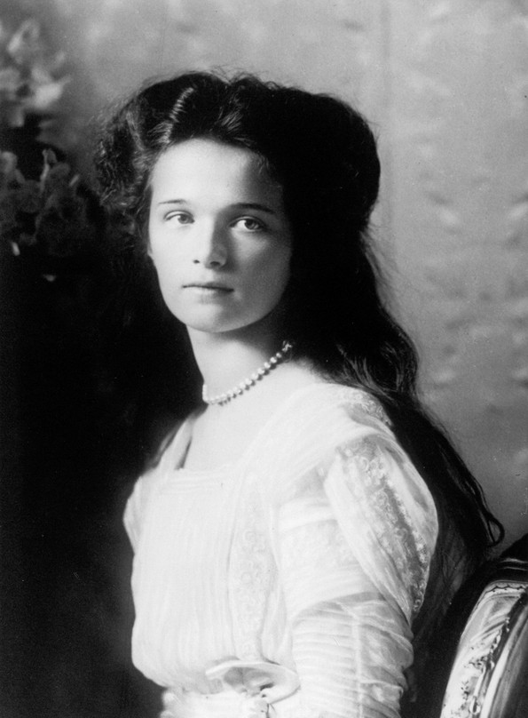 100-годишни фотографии од најубавите жени од минатиот век