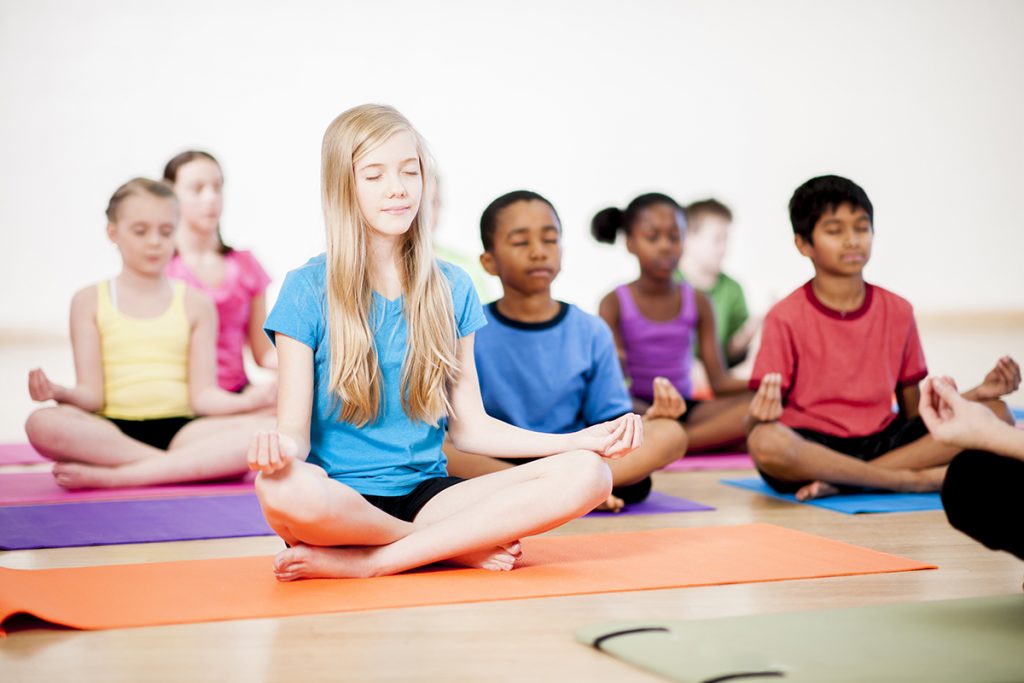 Училиште ги заменило казните со медитација и резултатите се неверојатни