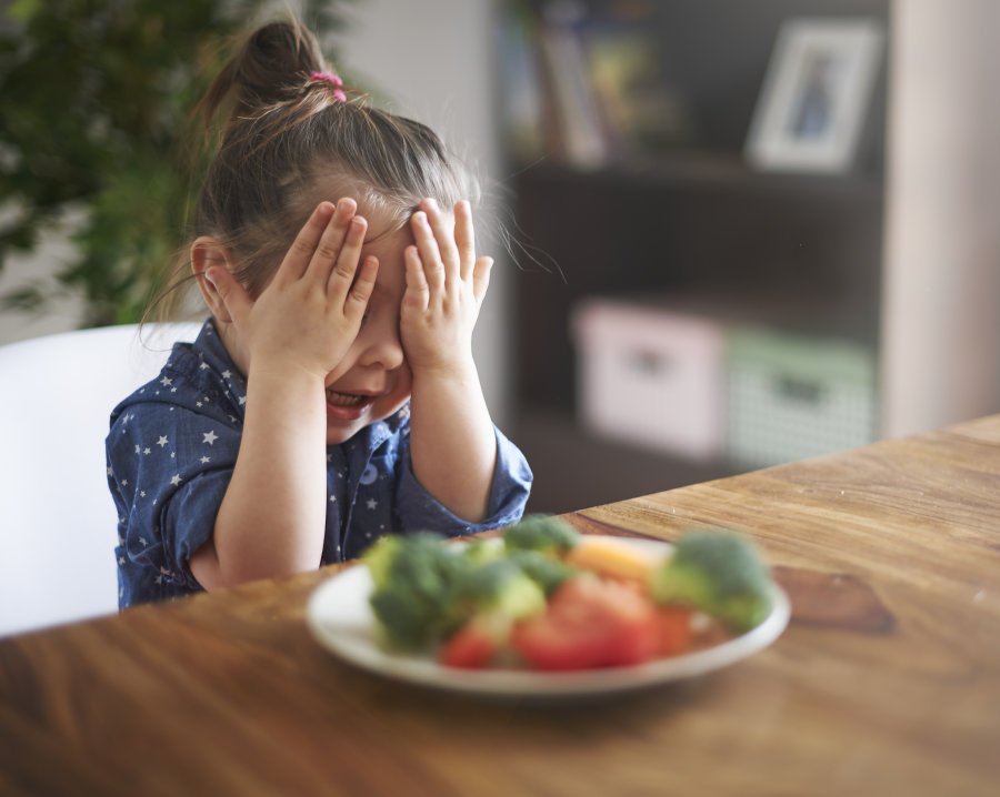 Време е да престанете да ги присилувате децата да го изедат нивниот зеленчук