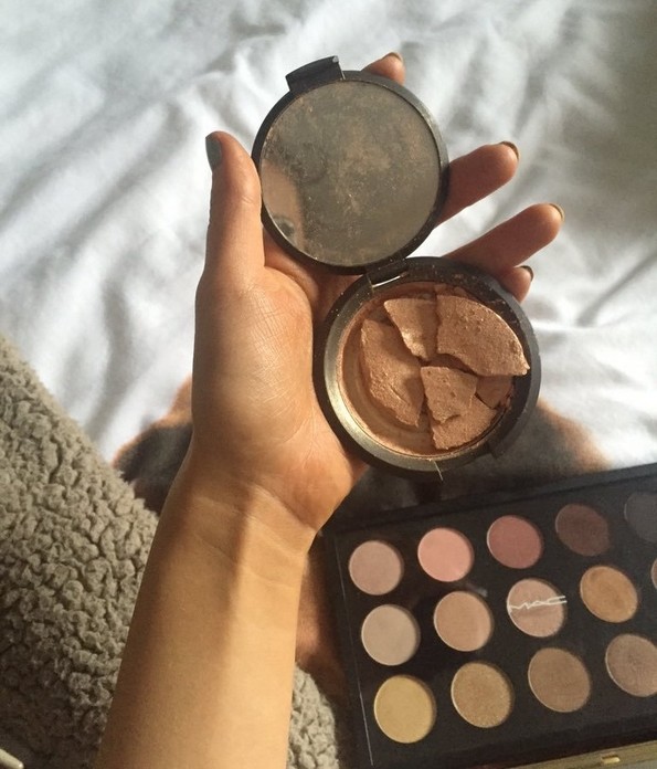 22 проблеми со кои се има соочено секоја девојка