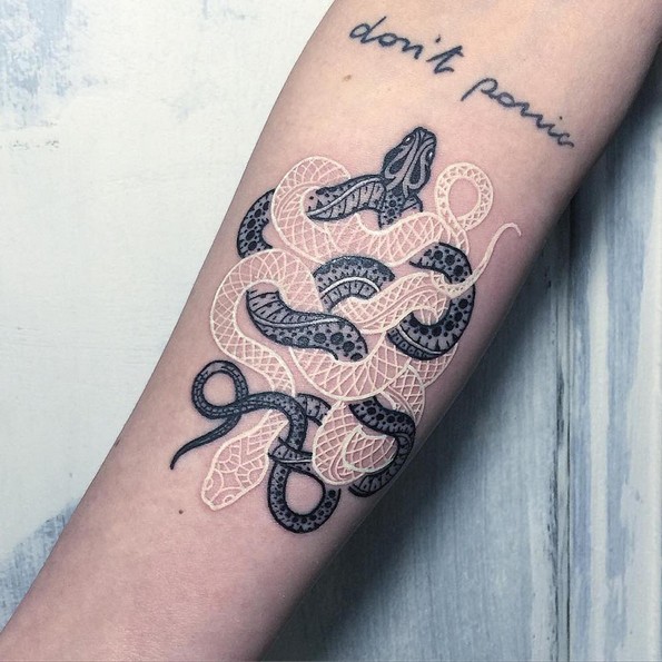Работи кои би требало да ги знаете за белите тетоважи