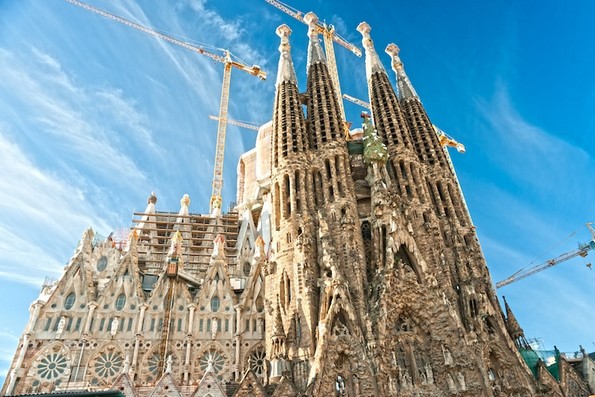 12 факти за Саграда Фамија, најпосетената атракција во Барселона
