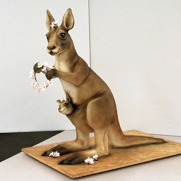 24 реалистични торти што нема да сакате да ги изедете