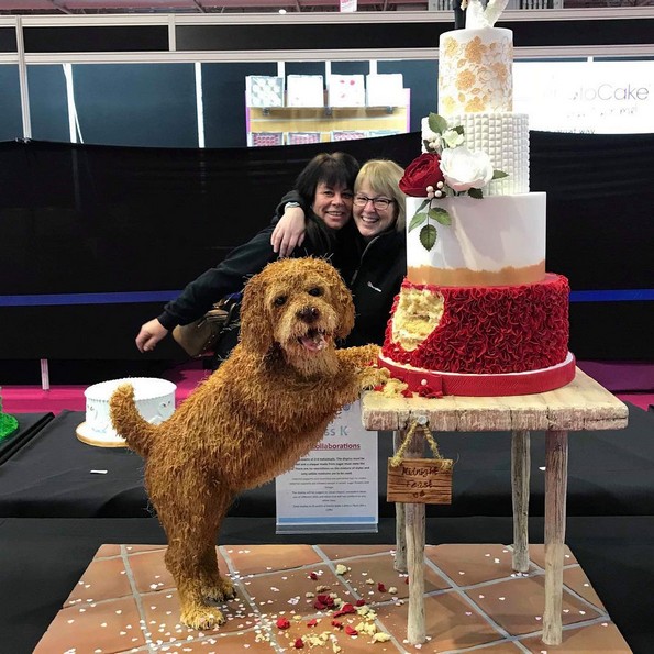 24 реалистични торти што нема да сакате да ги изедете