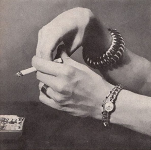 Тест од 1959-та: Што кажува за вас начинот на којшто ја држите цигарата?