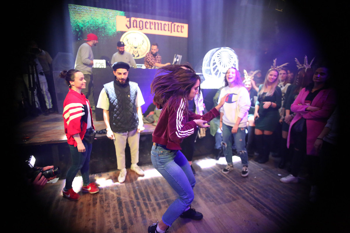 Стотици луѓе се журкаа со Jägermeister во клубот „Станица 26“