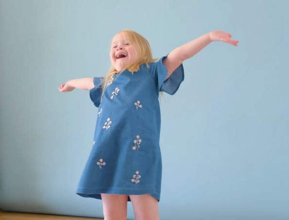 7-годишно девојче со Даунов синдром ќе ви покаже што значи убавината