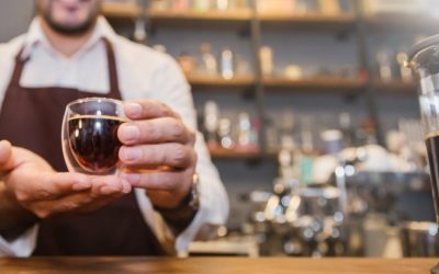 Зошто луѓето пијат кафе кога тоа има горчлив вкус?