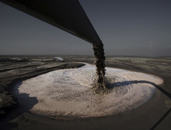 Фотограф од Кина исчезнал, а ова се неговите фотографии што власта не сака да ги видите