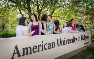 Американскиот Универзитет во Бугарија ги подготвува студентите за идните предизвици со дипломи акредитирани во САД и ЕУ