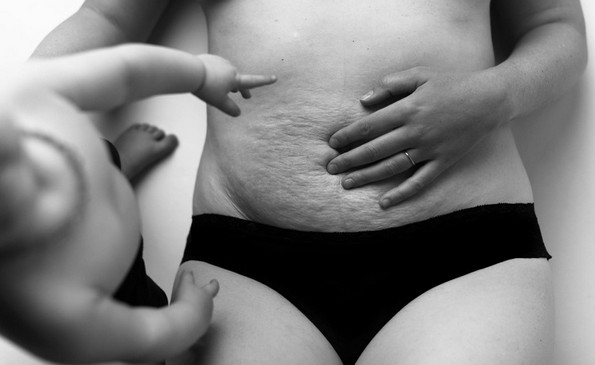 Фотограф покажува како навистина изгледа женското тело по бременост