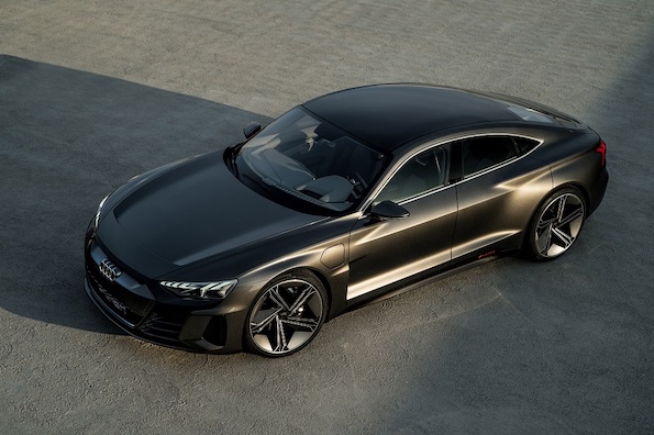 Audi го претстави електричниот седан e-tron GT