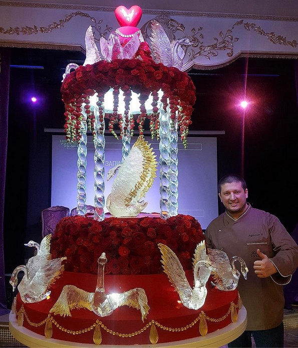 Слаткар од Русија прави торти достојни за во музеј