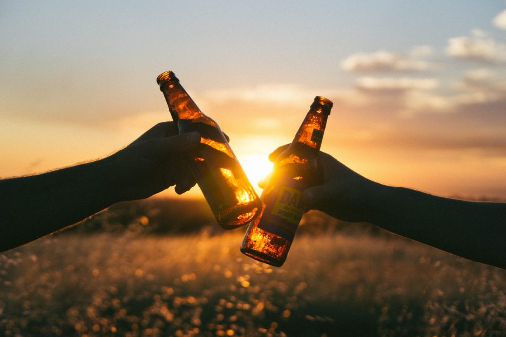 Предностите и недостатоците од пиењето пиво