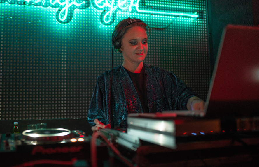 Слушнете што кажаа нашите локални диџеи за Stephan Bodzin