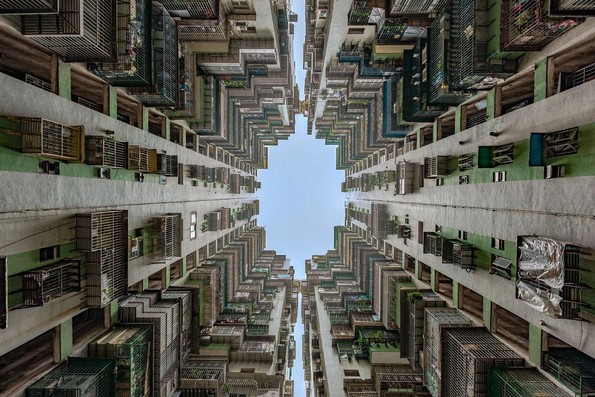 Урбана густина: Фотографии кои покажуваат како навистина изгледа животот во Хонг Конг