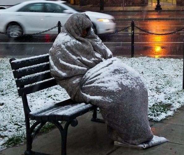 Фотографии кои покажуваат колку e всушност студено во Америка