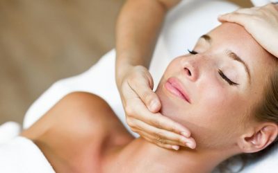 5-минутна јапонска масажа за подмладување на лицето