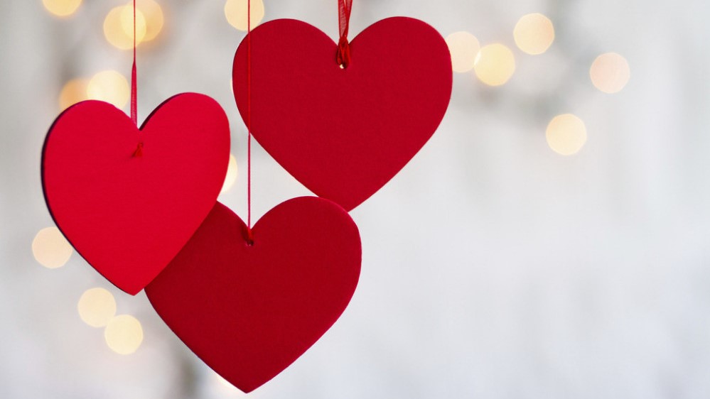 8 љубовни цитати што можете да ѝ ги испратите на саканата личност за Денот на вљубените